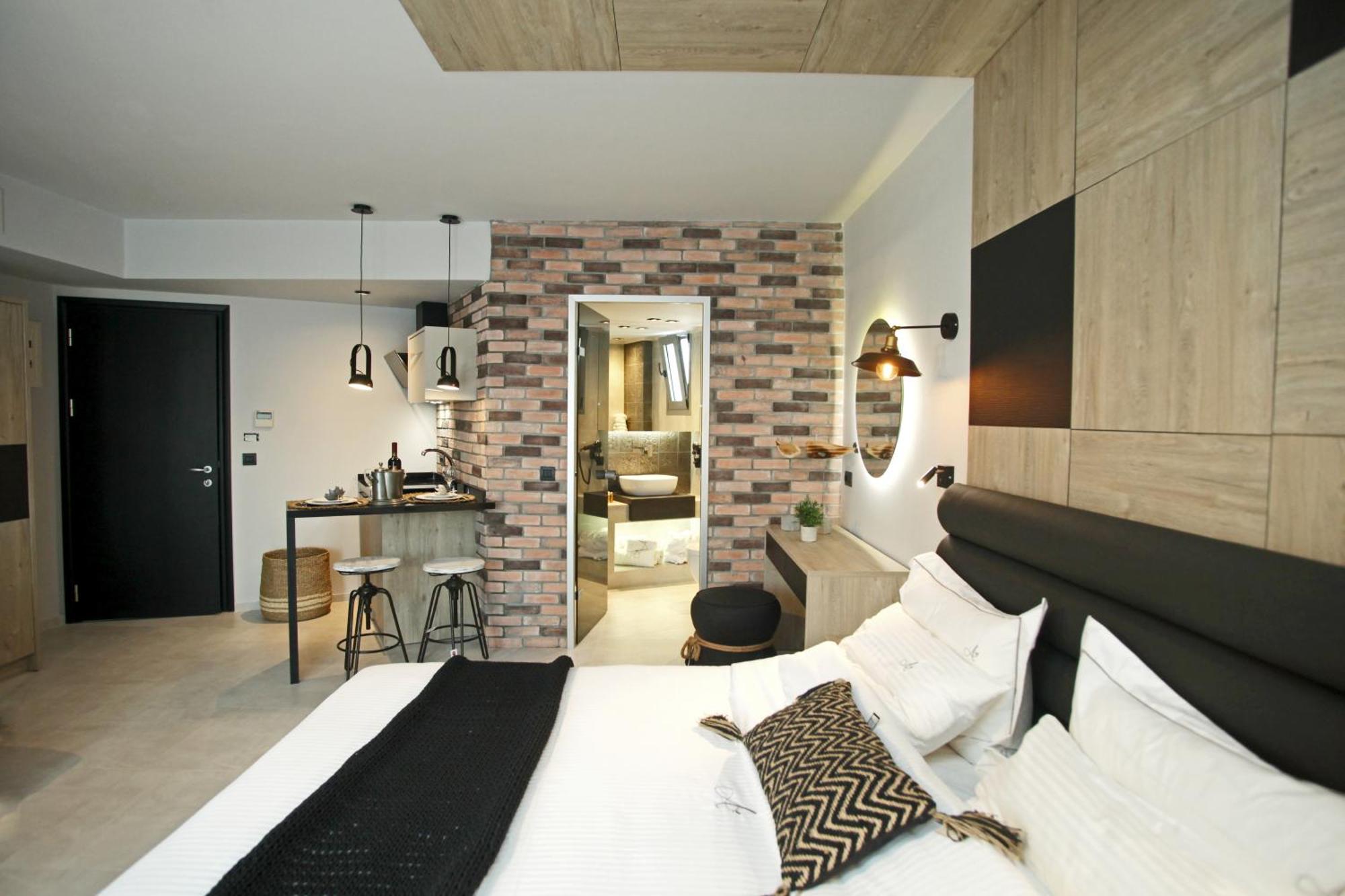 Athinais Luxury Apartments Hanioti Exterior photo