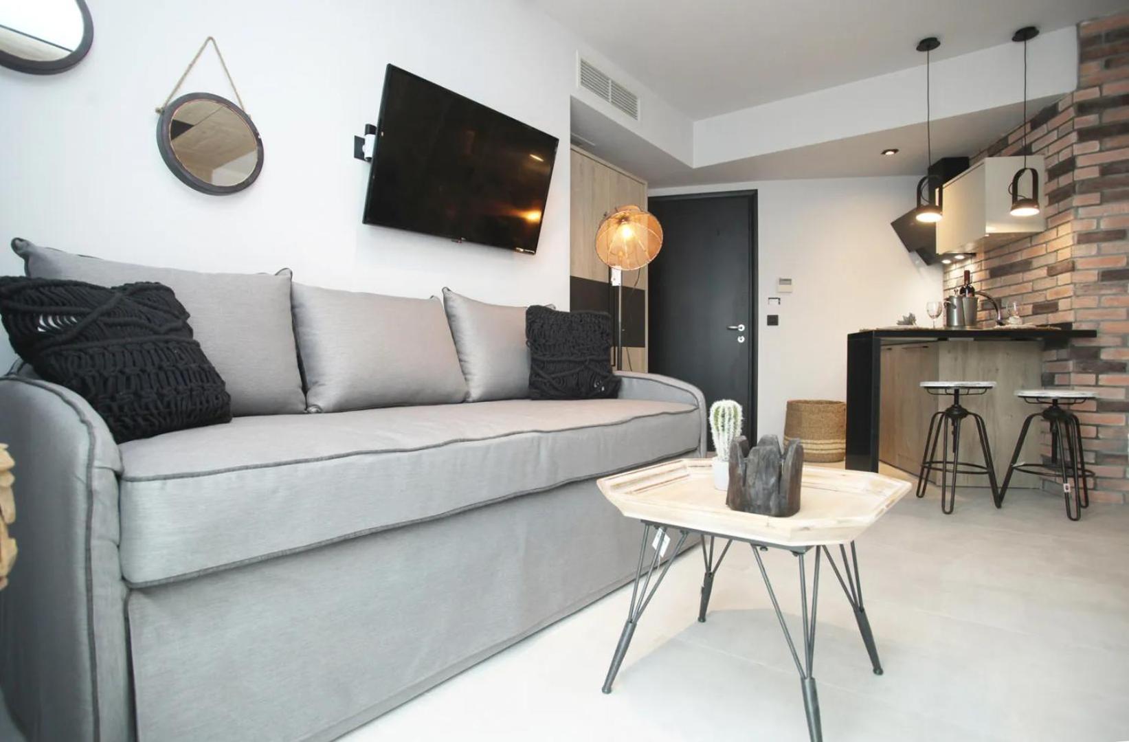 Athinais Luxury Apartments Hanioti Exterior photo