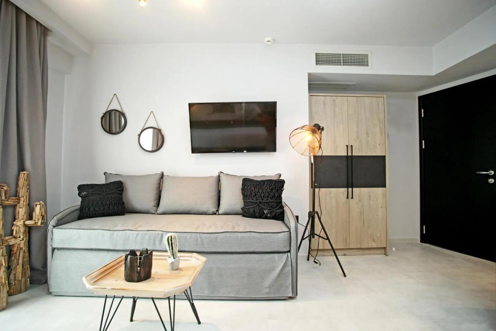 Athinais Luxury Apartments Hanioti Exterior photo